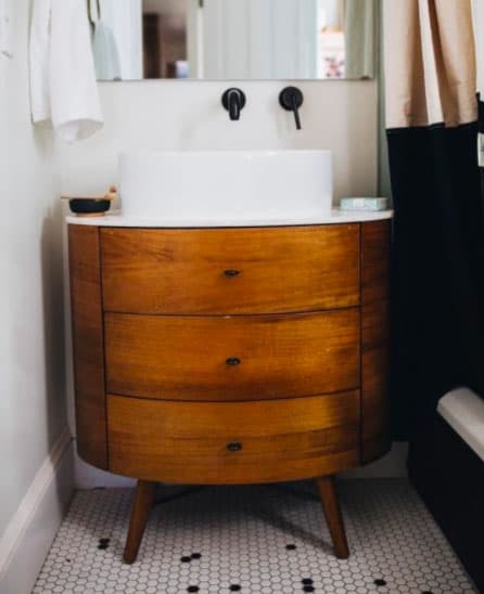 Small Space Nightstand Turn