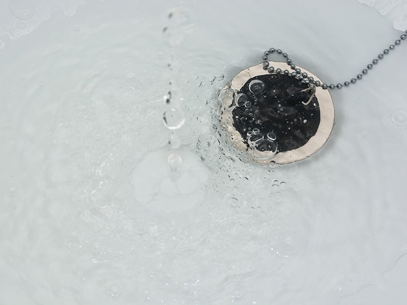 Cleaning The Bathtub Drain