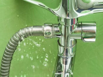 How To Fix A Leaky Shower Faucet - The Complete Guide 2024