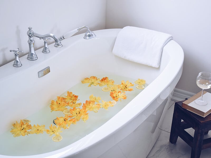 Flowers Bathtub