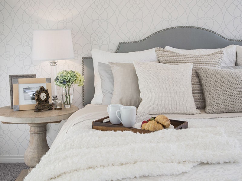 https://www.decoist.com/bedroom-ideas-for-couples/elegant-nightstand-tray/