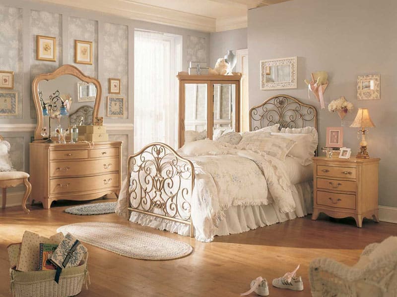 Vintage Furniture