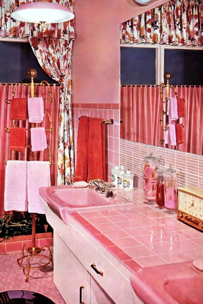 1950s Pink Bathroom
