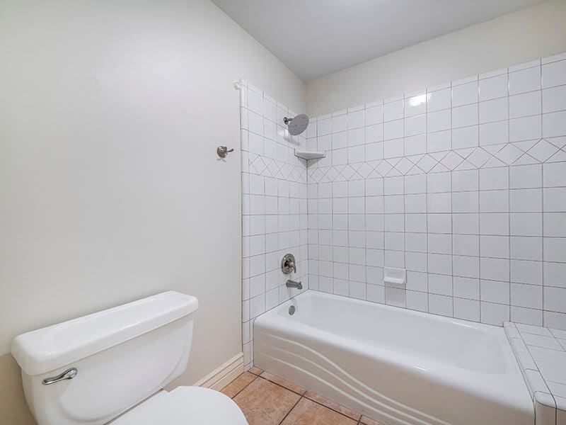 Alcove Bathtubs