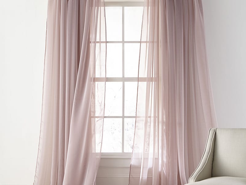 Assemble Flowing Curtains