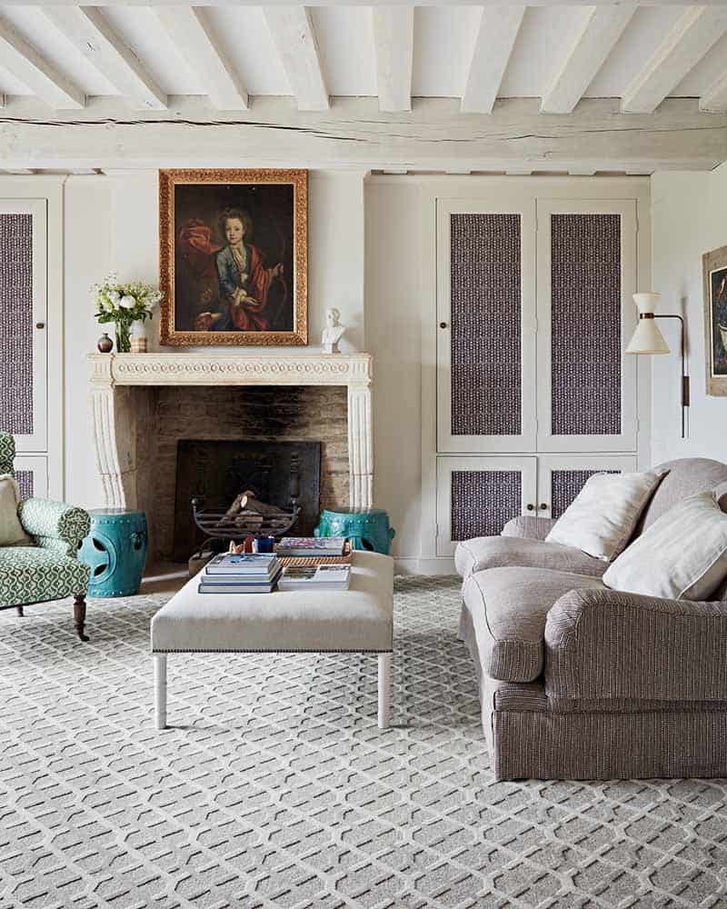 Busy Yet Neutral