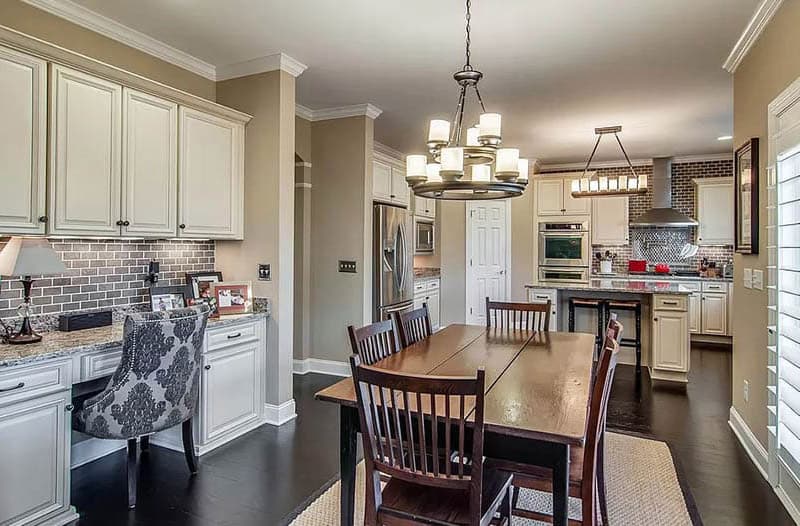 Classic Designed Kitchen