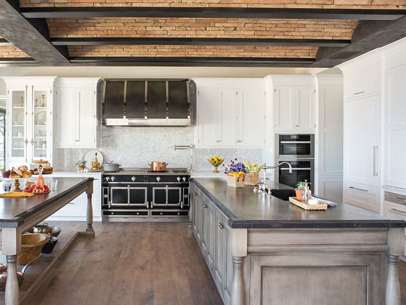 Grand Looking Modern Kitchen