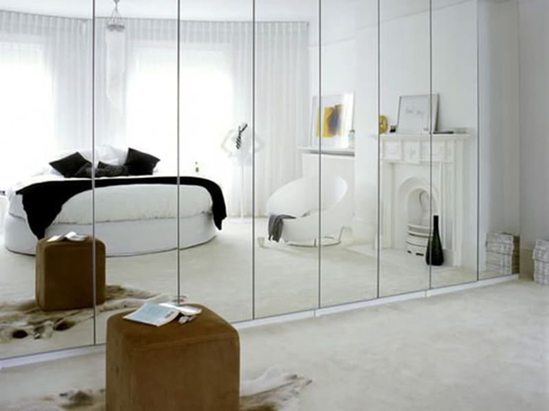 Mirror Wall