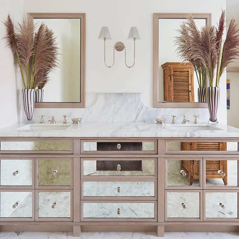 Mirrored Cabinets