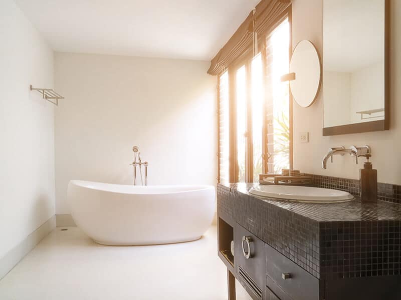Oval Bathtubs