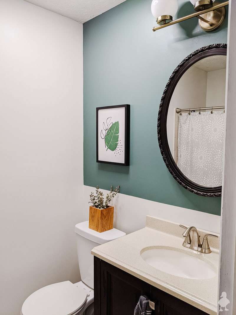 Small Modern Guest Bathroom