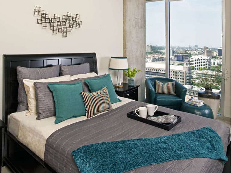 25 Gorgeous Modern Teal And Grey Bedroom Suggestions 2024