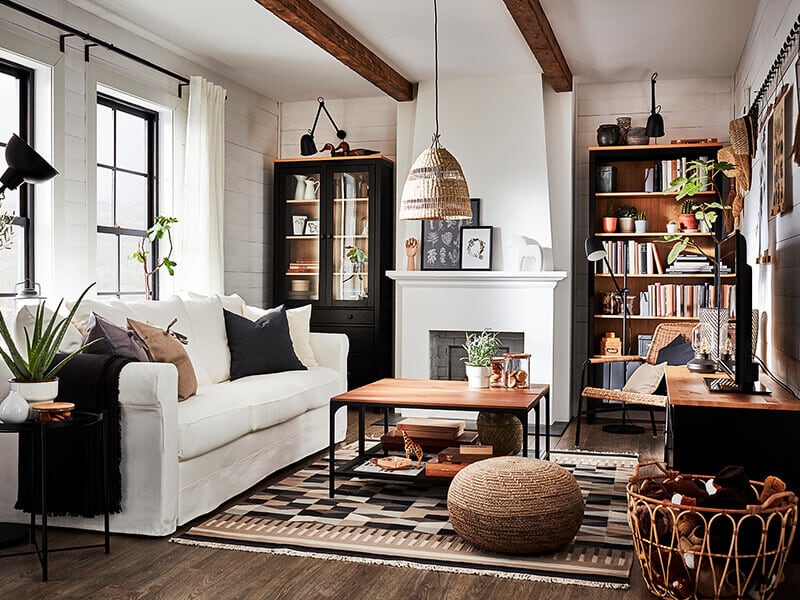 Warm Wood Room