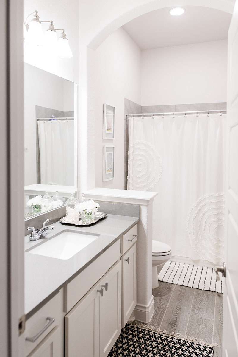 White Color Makes Your Bathroom