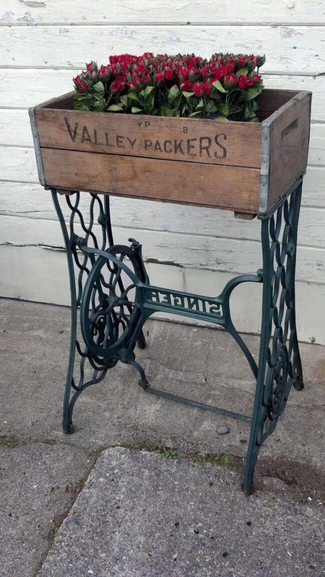 Sewing Machine Stand