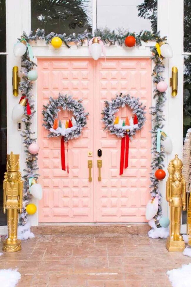 Retro Door Holiday Match-up