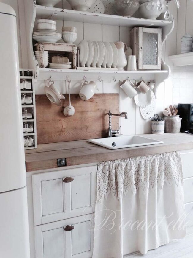 Charming Vintage Cottage Style