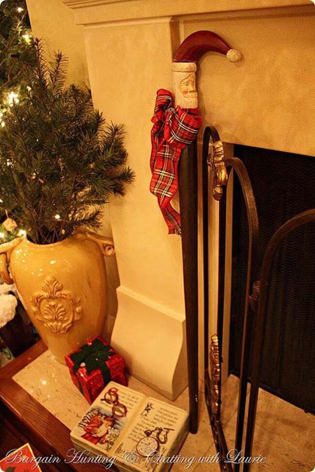 Vintage Cane Holiday Touch