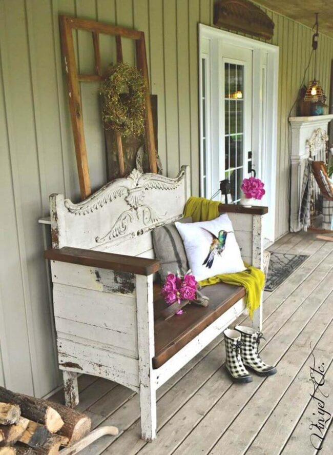 Intimate Bench Retreat