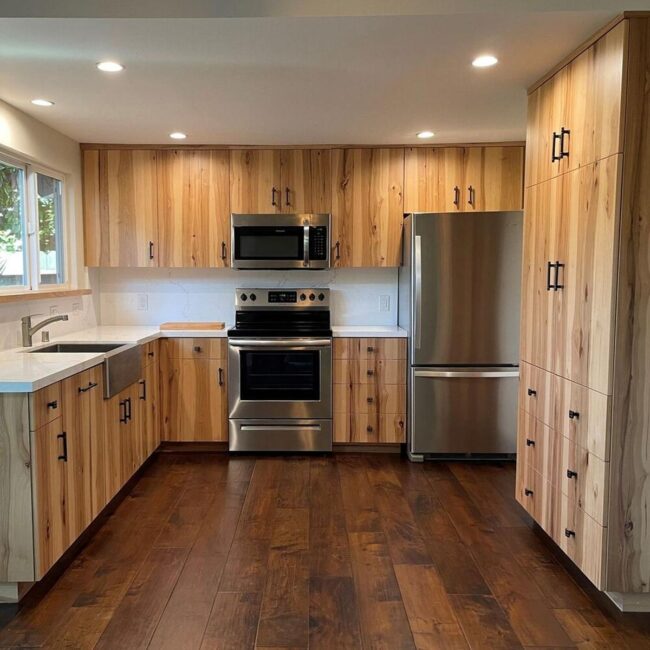 Minimalist Hickory Design