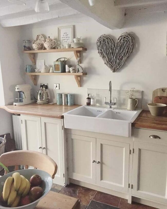 Shabby Chic Farmhouse Look