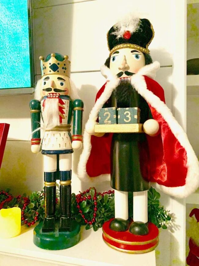Classic Nutcracker Ensemble