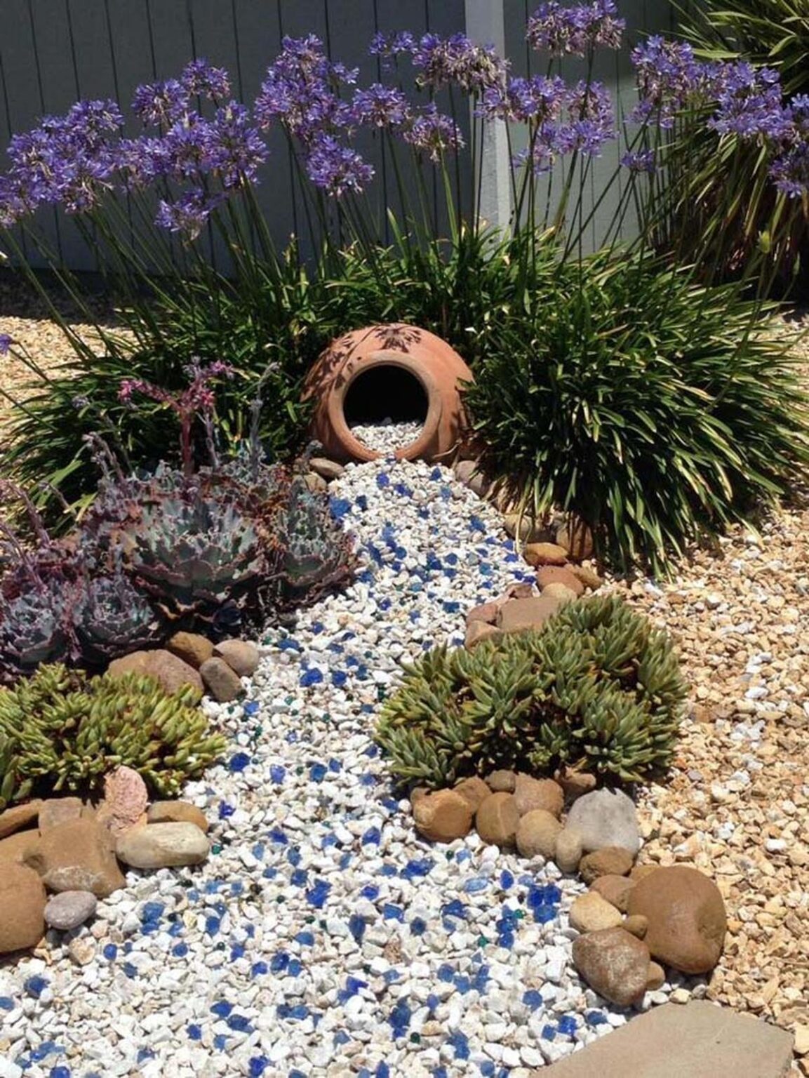 28 Gorgeous White Rock Landscaping Designs to Elevate Your Front Yard