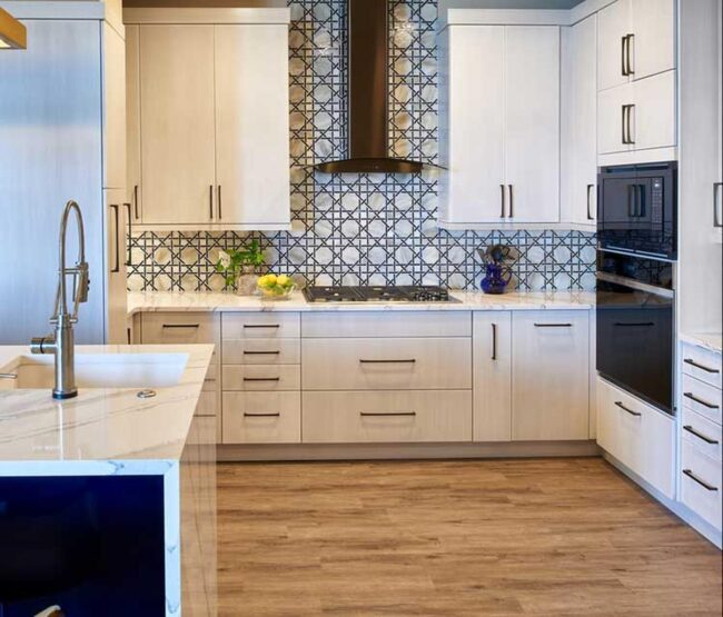 Balancing A Bold Backsplash