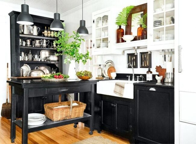 Black and White Wall Decor For Farmhouse