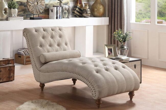 Chaise Lounge