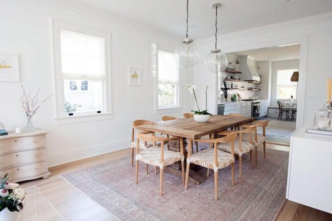 Balanced Act in Decor