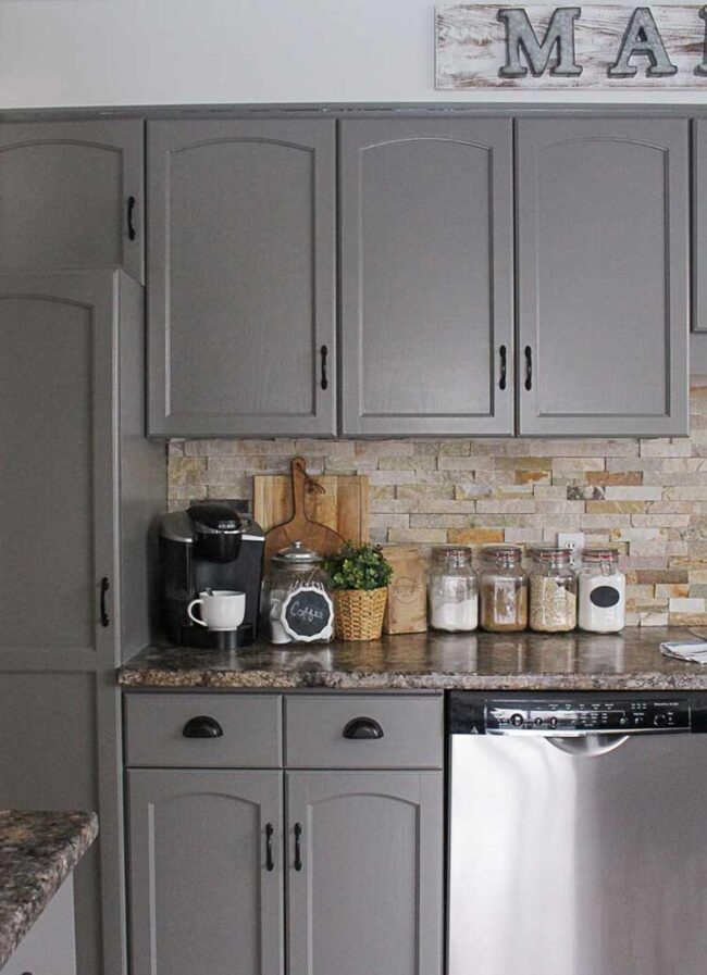 Neutral and Natural Brick Backsplash