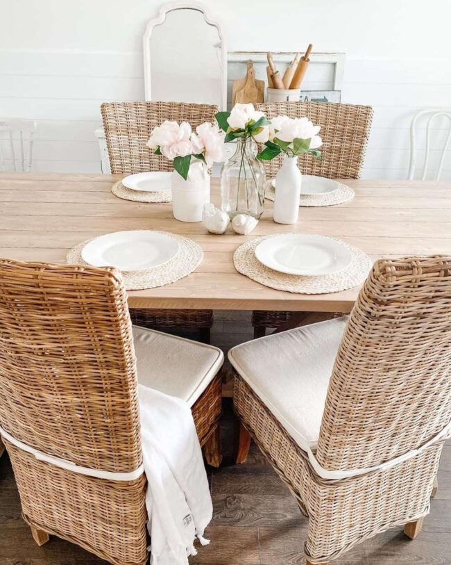 Cool-toned Spring Decor for a Cottage Dining Room