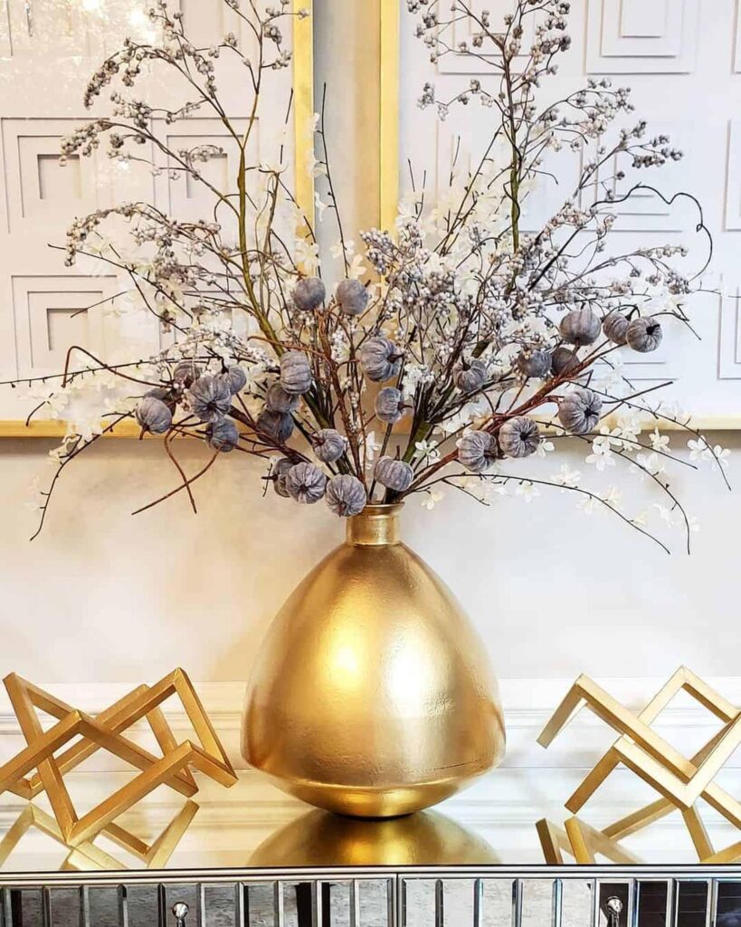 21 Glamorous Gold Living Room Decor Inspirations to Add a Luxe Feel ...