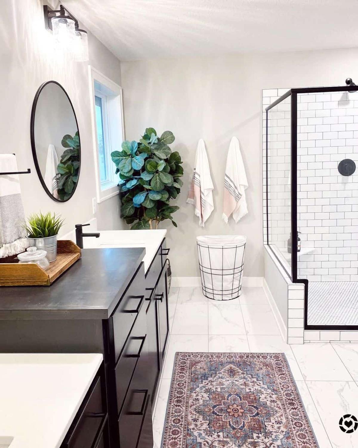 12 Stunning Black Bathroom Countertop Ideas for a Bold Look ...