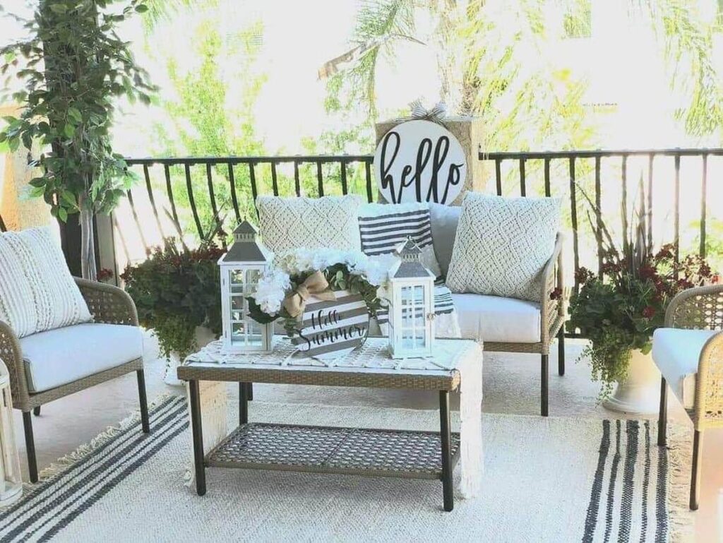 30 Eye-Catching Porch Railing Ideas to Upgrade Your Outdoor Aesthetic ...