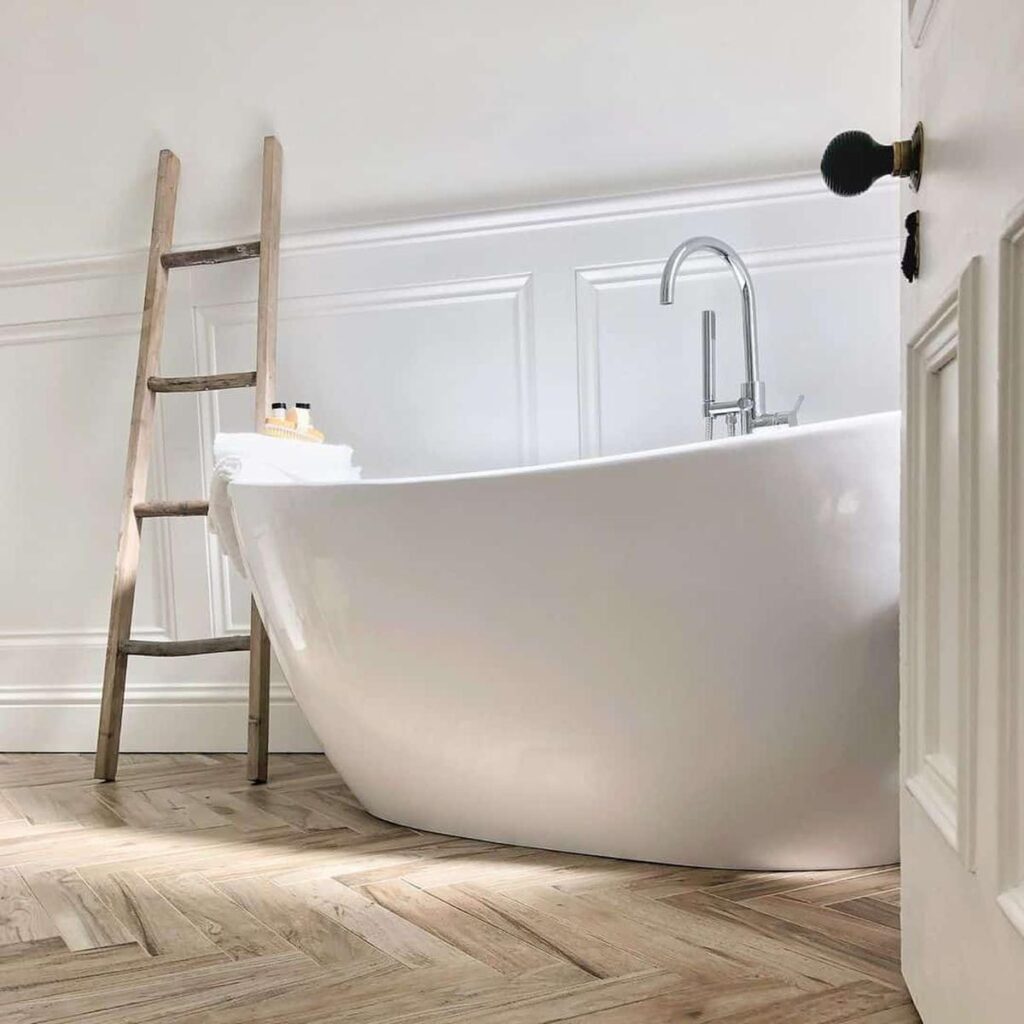 26 Freestanding Tub with Shower Ideas for a Luxurious Bath -Architectural Foundation