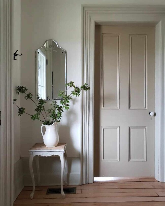 Vintage Decor Decorates a Corner