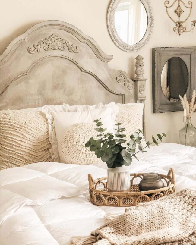 Vintage Mirrors as Wall Decor