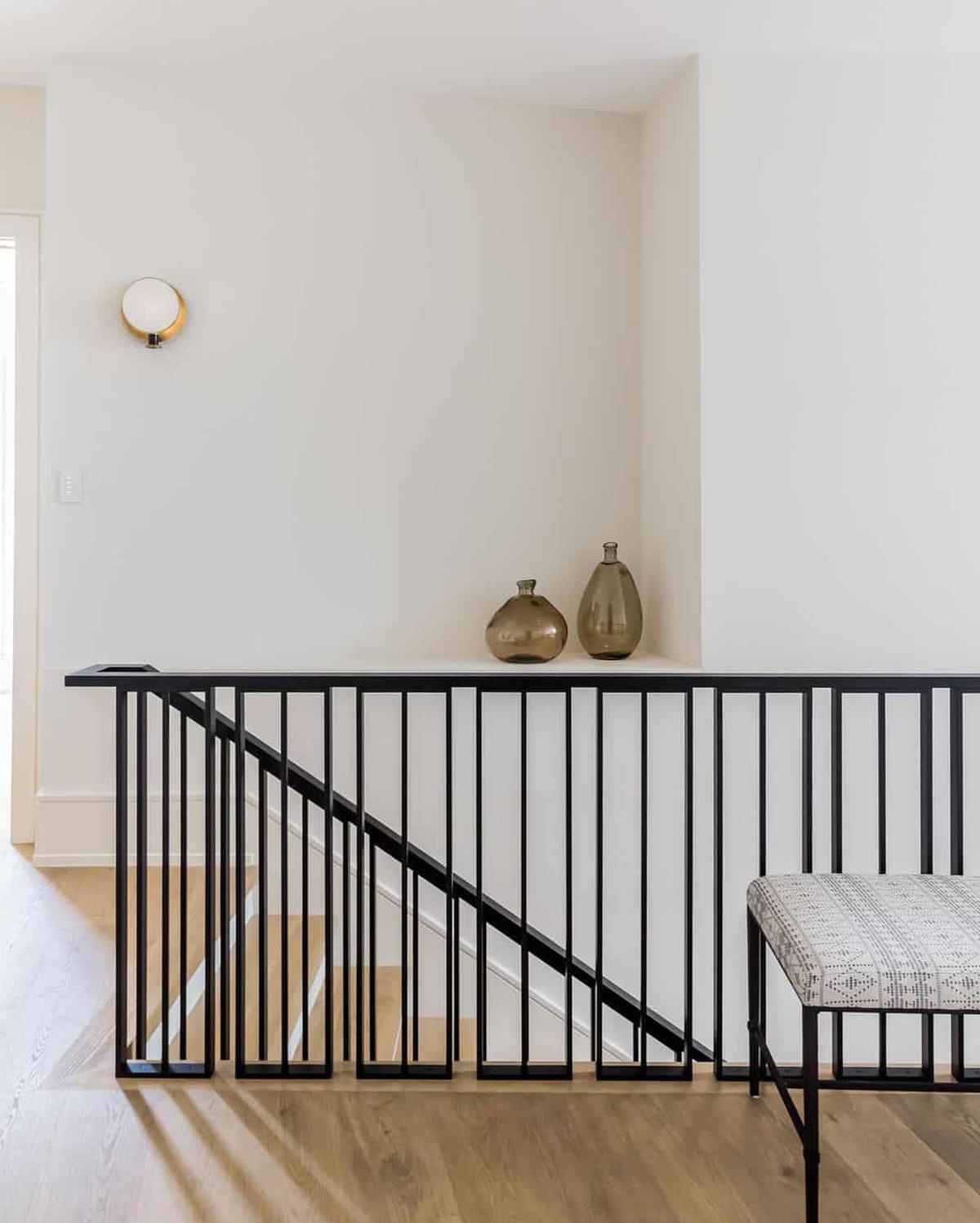 12 Bold Black Metal Railings to Upgrade Your Stairway -Architectural ...