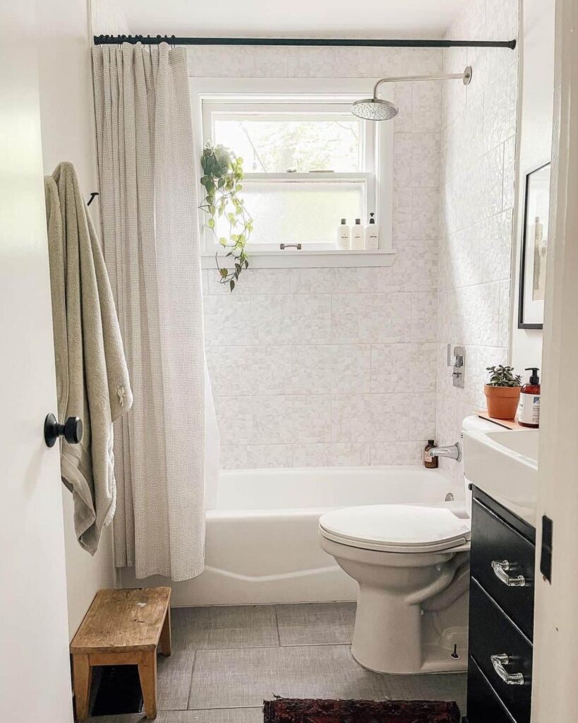 27 Small Bathroom Shower Tile Ideas to Inspire You -Architectural ...