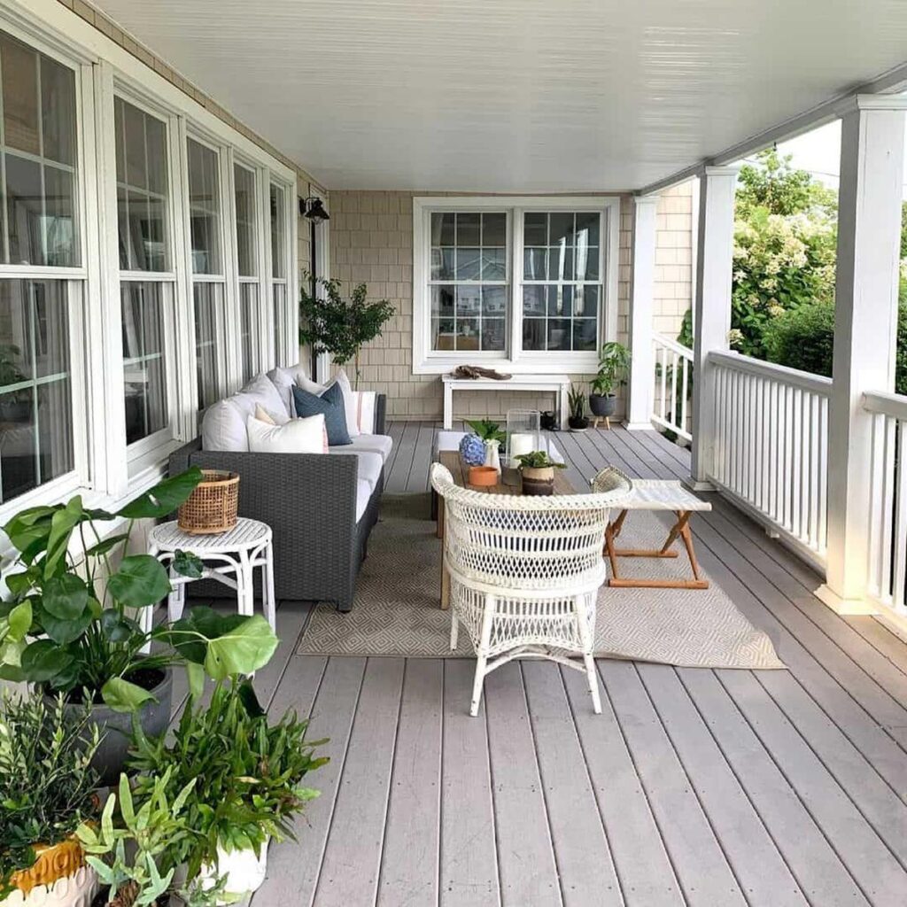 26 Easy Porch Handrail Designs to Add Charm to Your Front Entrance ...