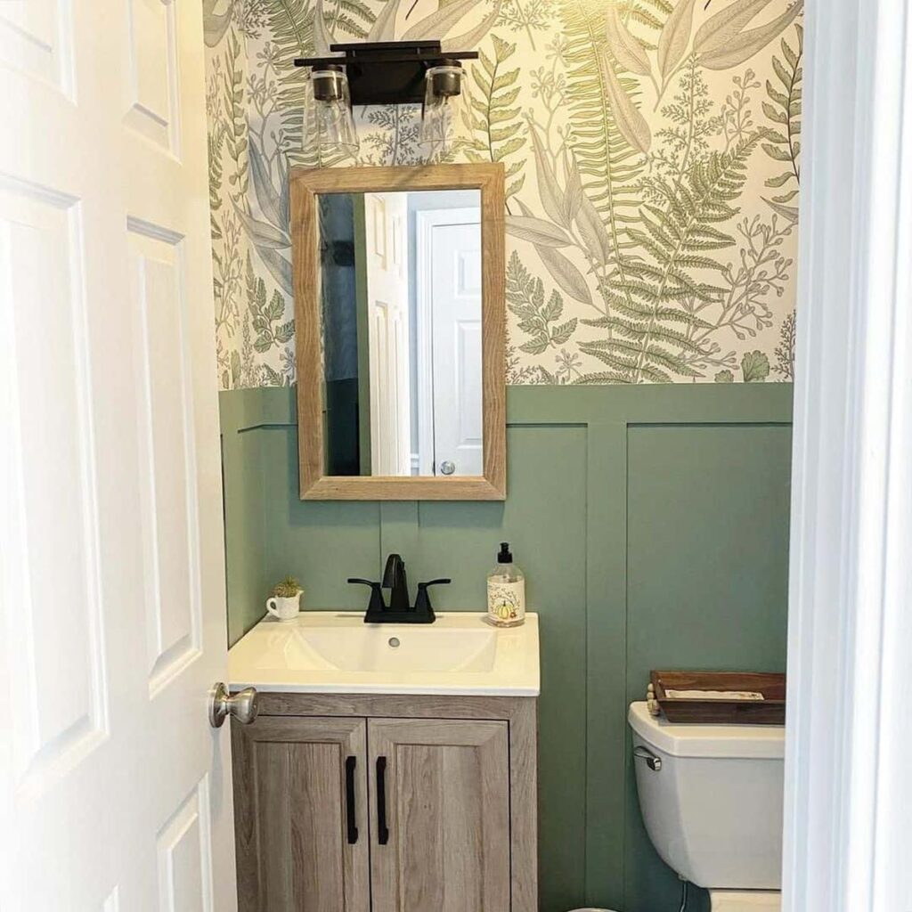 28 Beautiful Small Bathroom Wainscoting Ideas to Add Charm ...