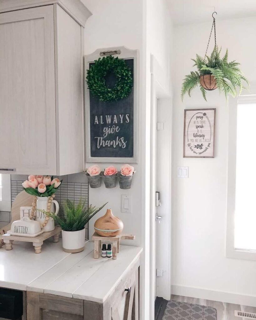 29 Stylish Kitchen Wall Decorations for a Lively Look Architectural