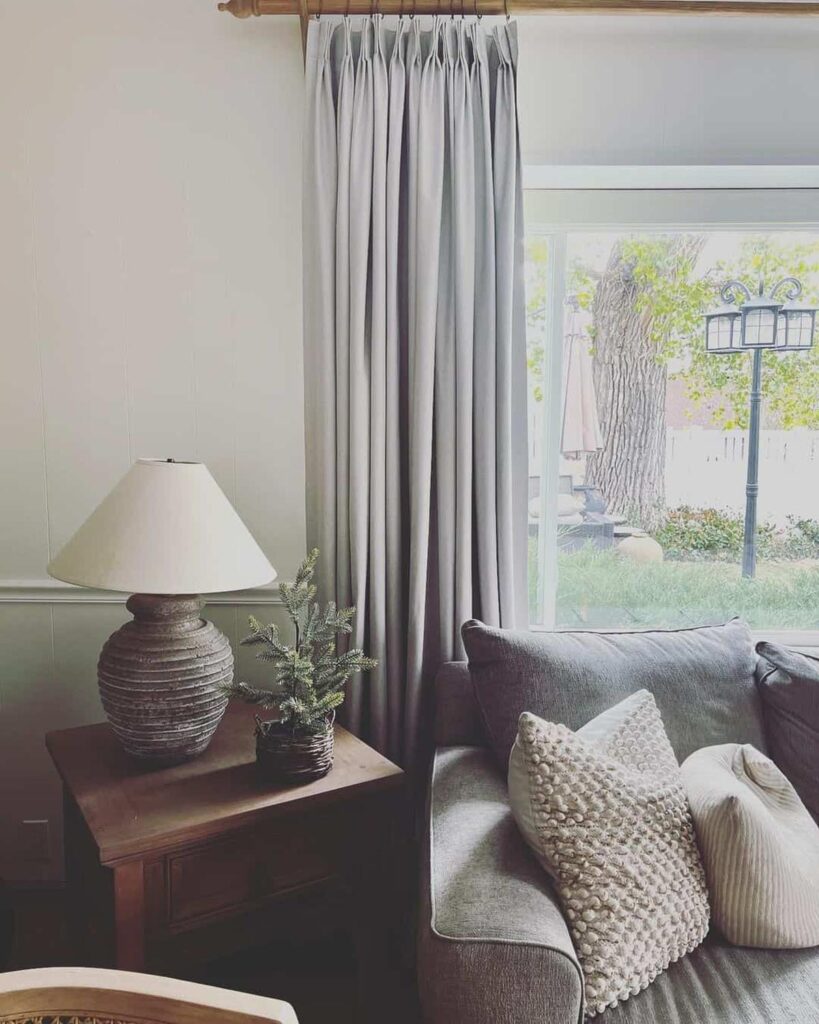 28 Curtain Ideas for Living Rooms to Frame Your Space -Architectural ...