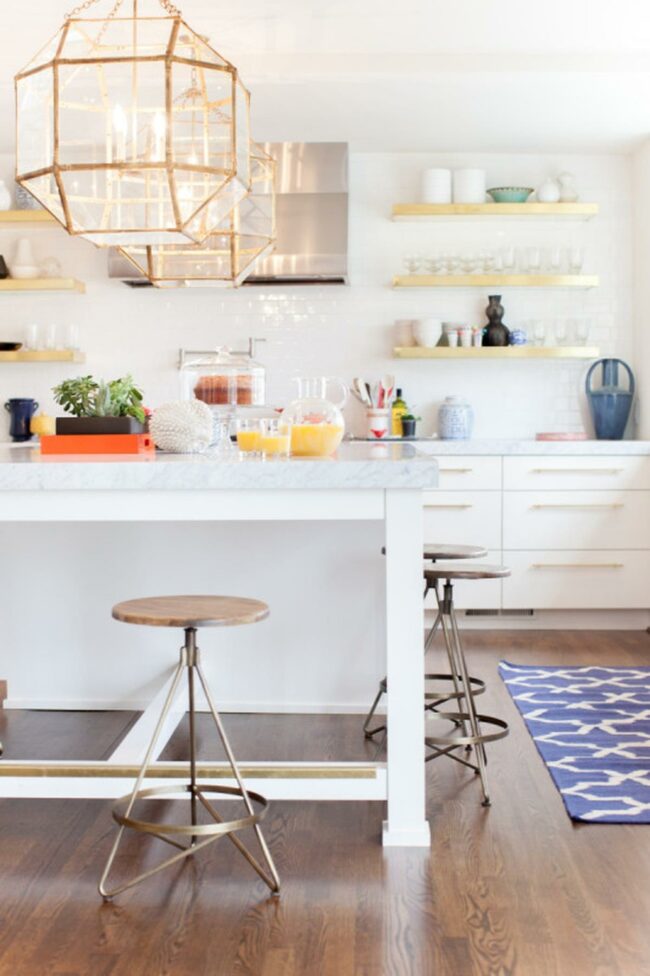Marble White Kitchen Sunshine