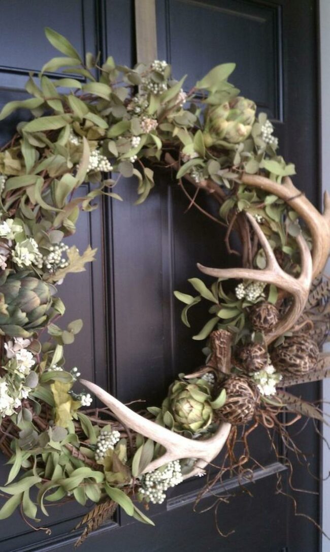 Forest Antler White Berry Wreath