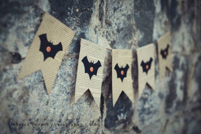 Spooky Bat Paper Banners