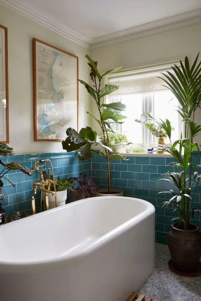 Blue Tiles Oceanic Bathroom